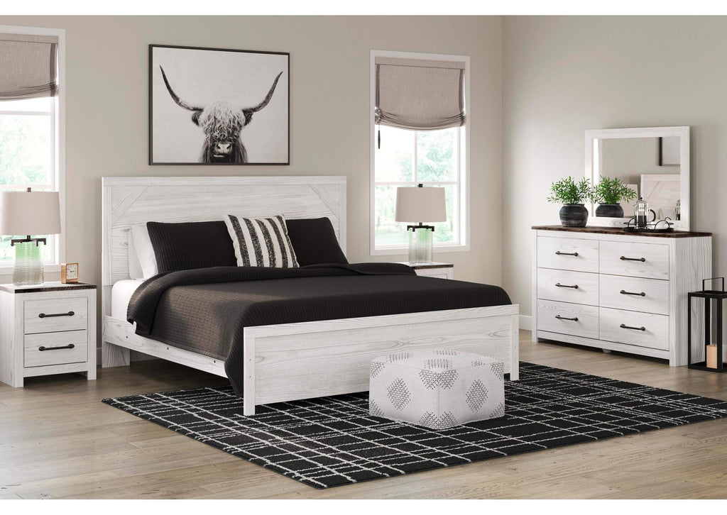 Gerridan King Panel Bed with Mirrored Dresser and 2 Nightstands