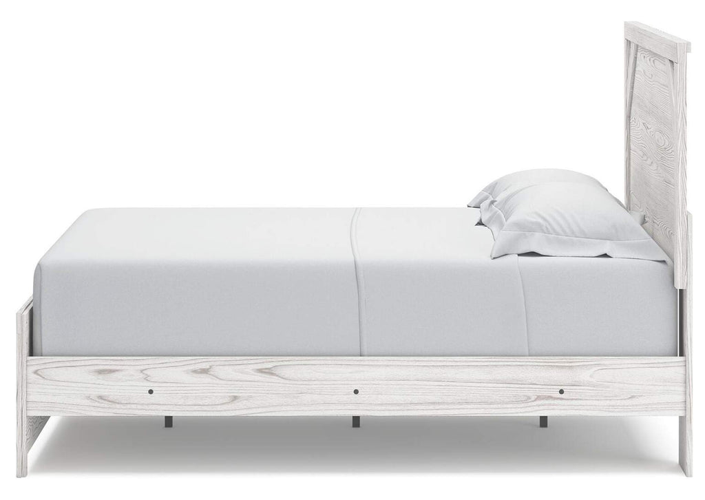Gerridan Queen Panel Bed with Mirrored Dresser and Nightstand side view