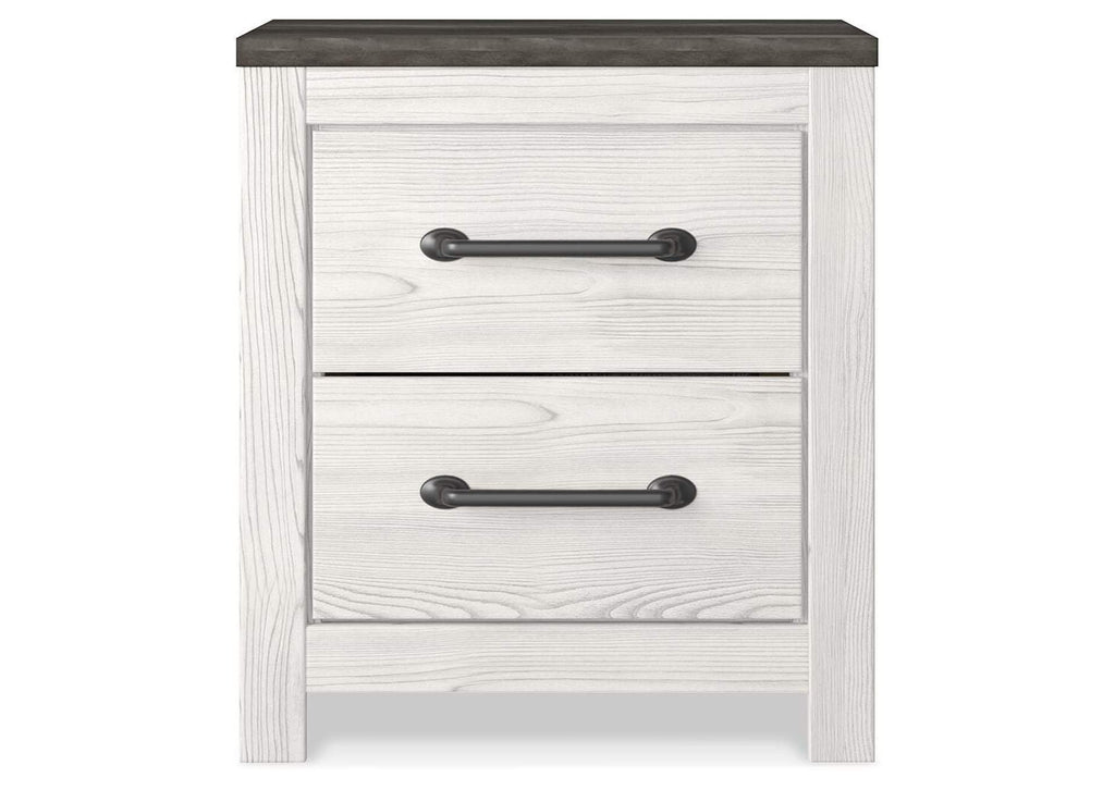 Gerridan King Panel Bed with Mirrored Dresser and Nightstand