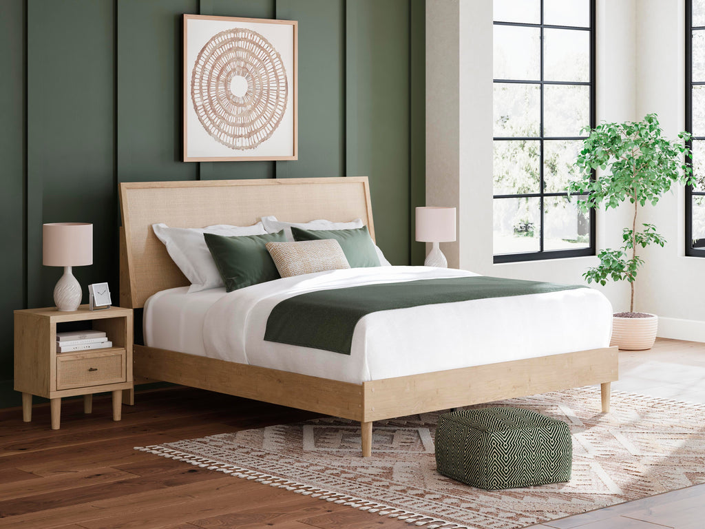 Cielden King Panel Bed in Two-tone, alternate view 2