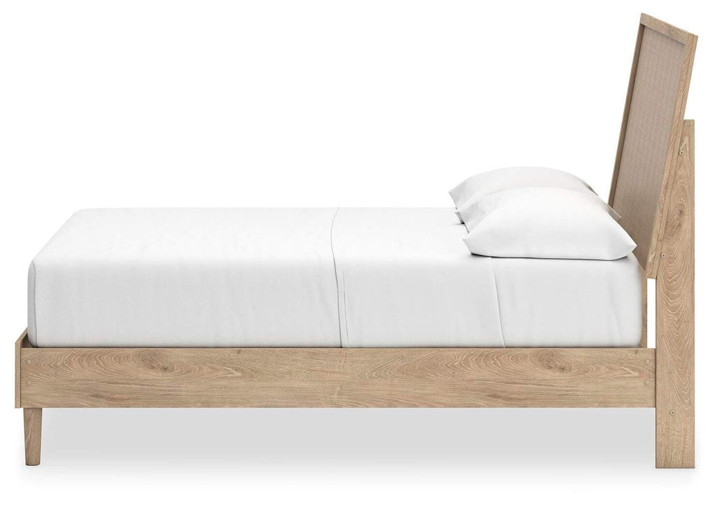 Cielden Full Panel Bed with Mirrored Dresser, Chest and 2 Nightstands side view