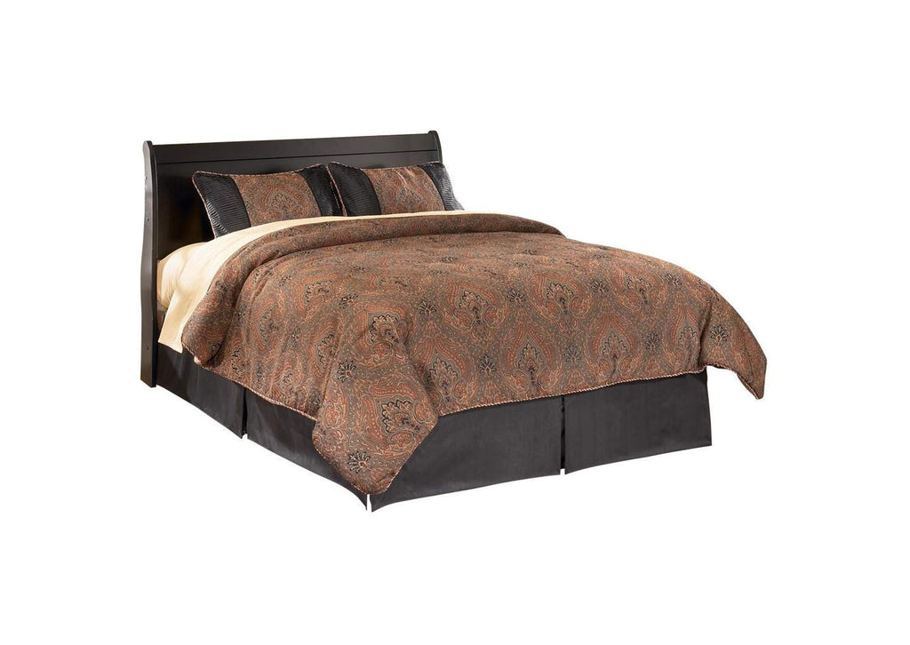 Huey Vineyard Queen Sleigh Headboard Bed with Mirrored Dresser and Chest