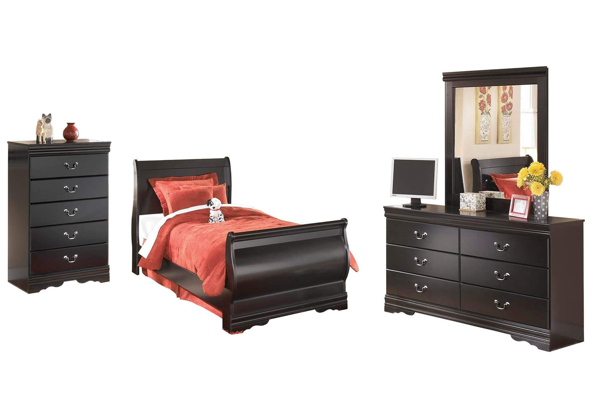 Huey Vineyard Full Sleigh Bed with Mirrored Dresser and Chest
