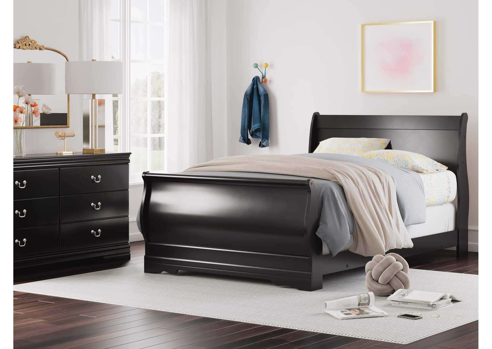 Huey Vineyard Full Sleigh Bed