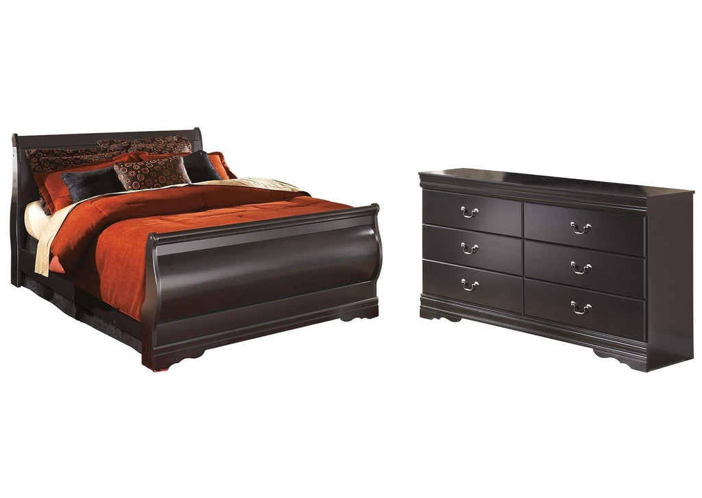 Huey Vineyard Full Sleigh Bed with Dresser