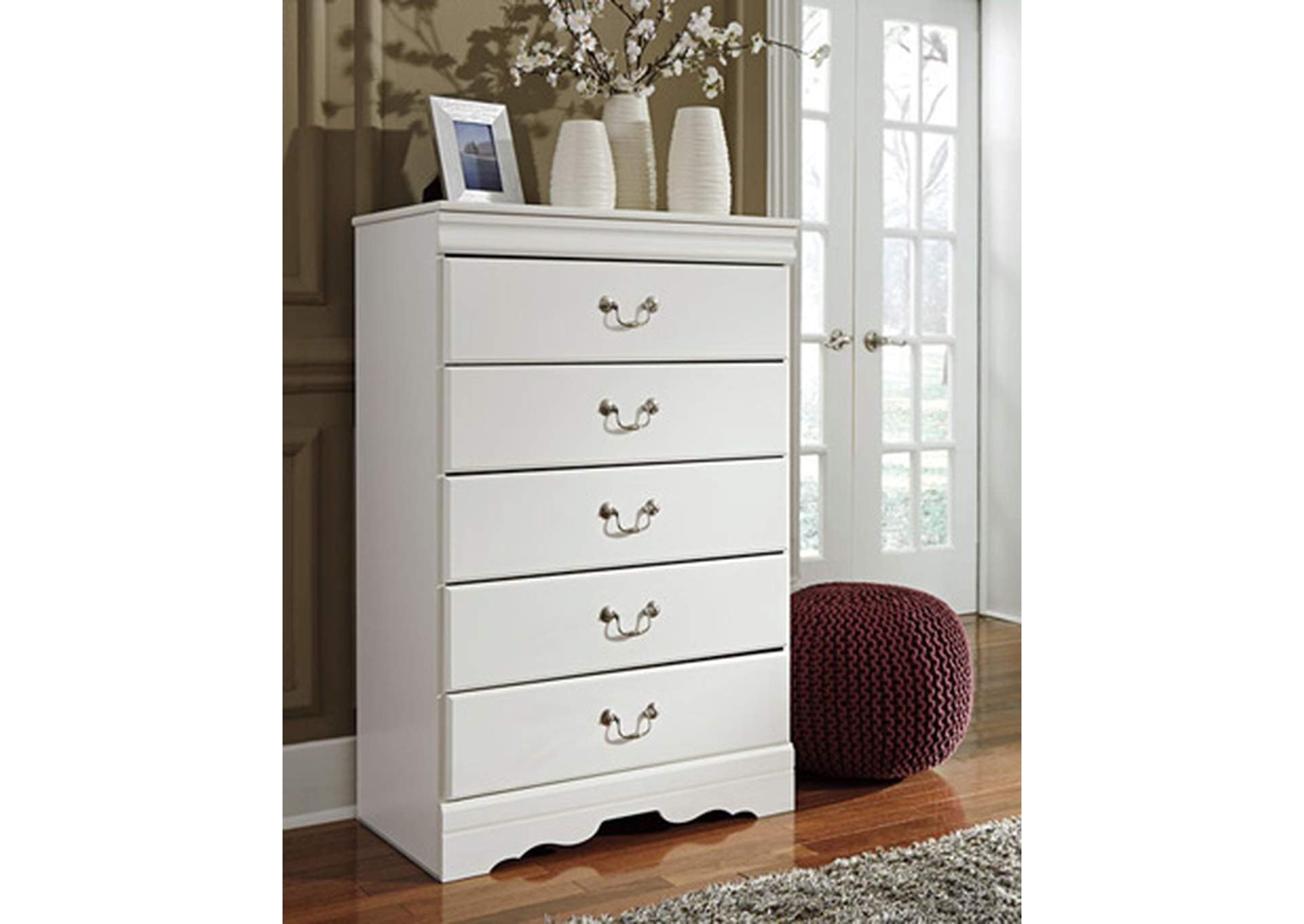 Anarasia Chest of Drawers
