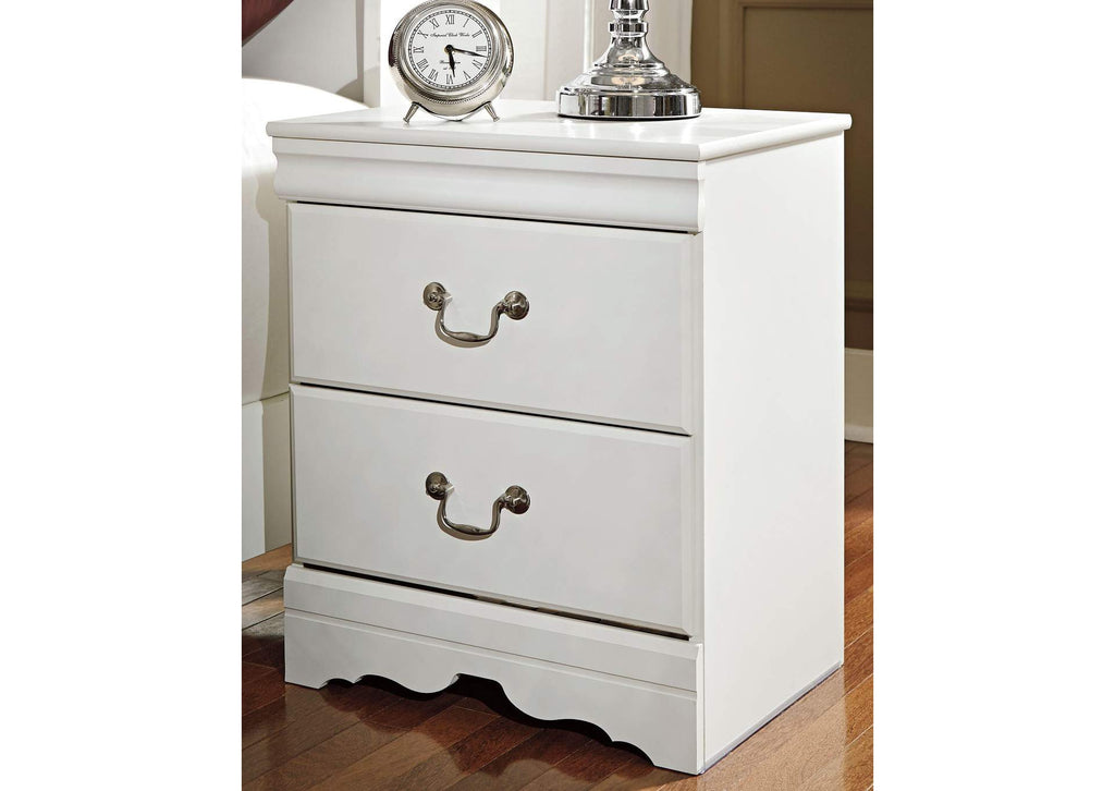 Anarasia Nightstand room view