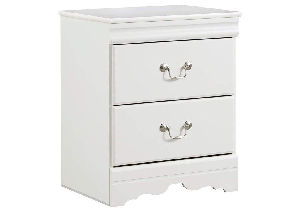 Anarasia Queen Sleigh Bed with Mirrored Dresser and Nightstand