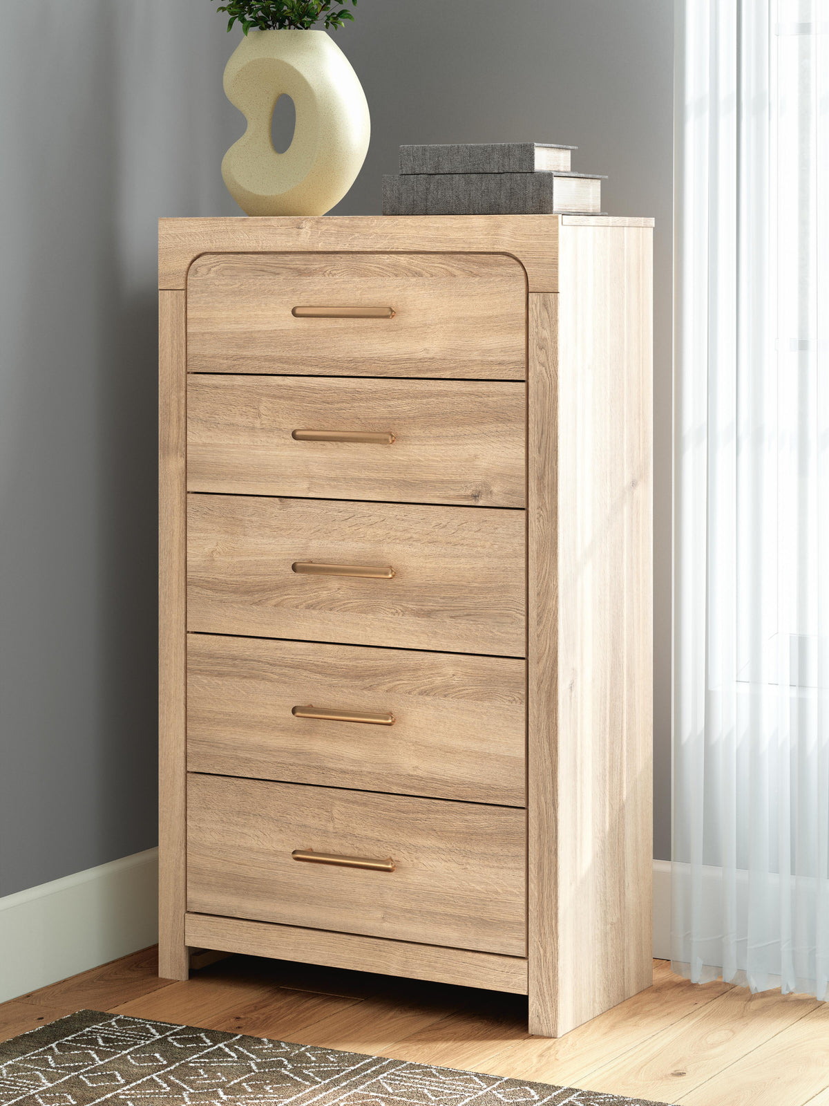 Kinlanni Chest of Drawers in Tan, alternate view 3