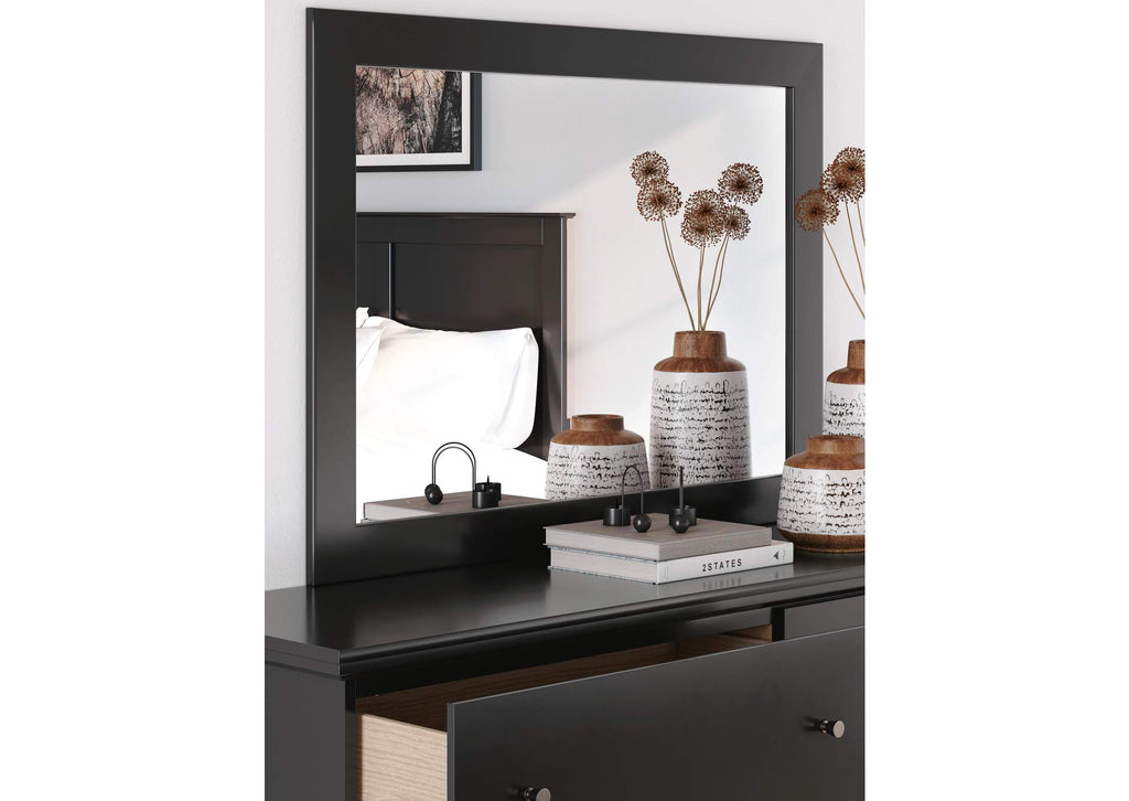 Maribel Queen Panel Bed with Mirrored Dresser and Nightstand detail
