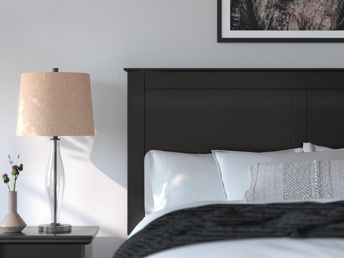 Maribel Queen Panel Bed in Black, detail view