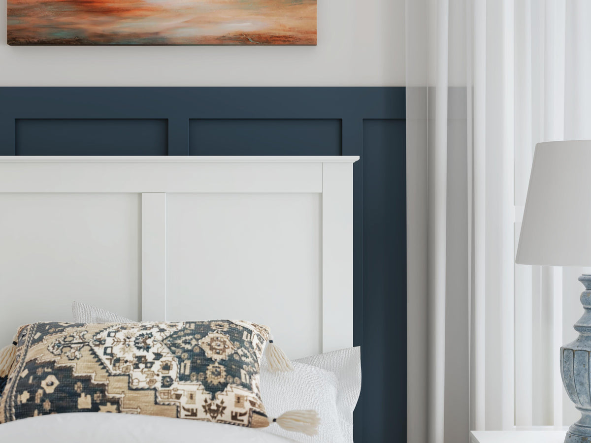 Bostwick Shoals Twin Panel Bed in White, detail view