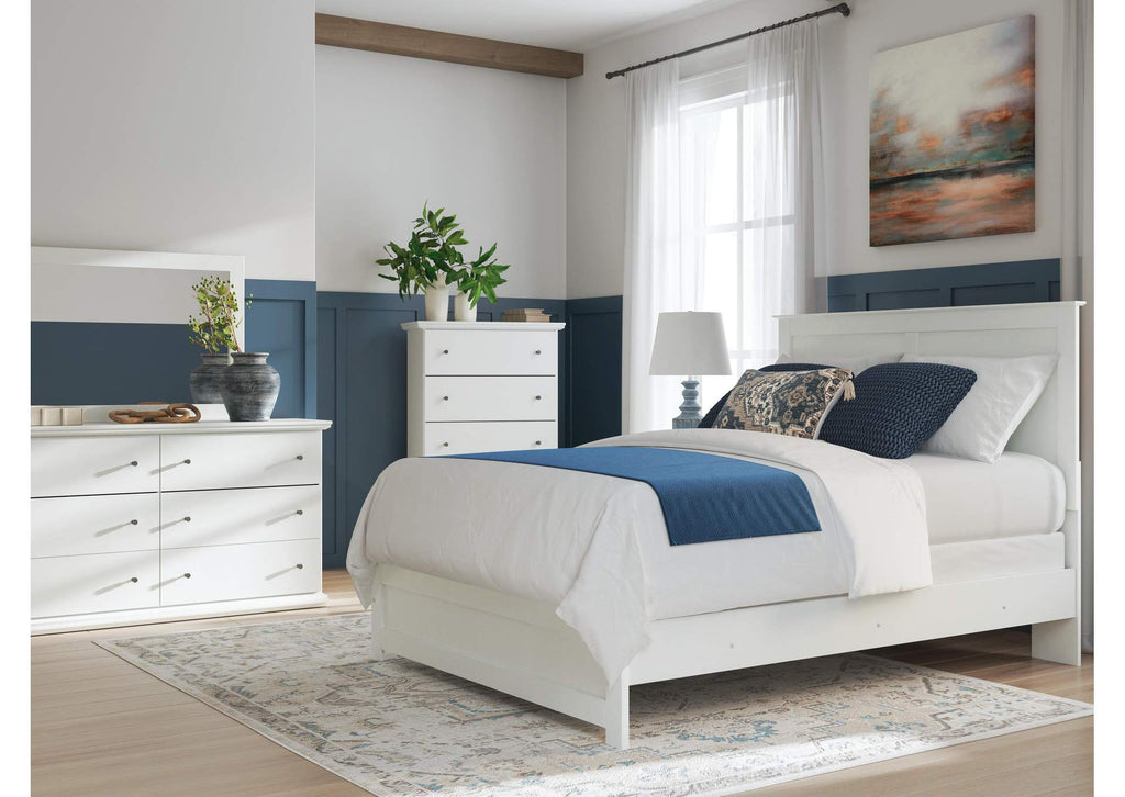 Bostwick Shoals Queen Panel Bed with Mirrored Dresser and Chest