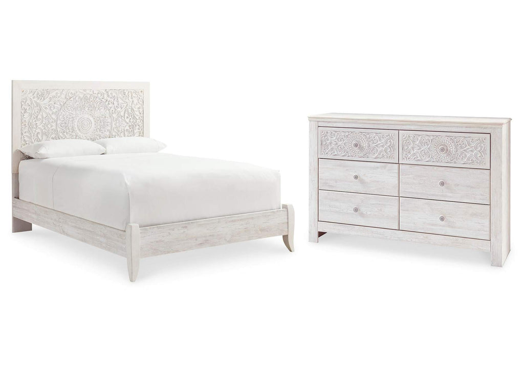 Paxberry Queen Panel Bed with Dresser