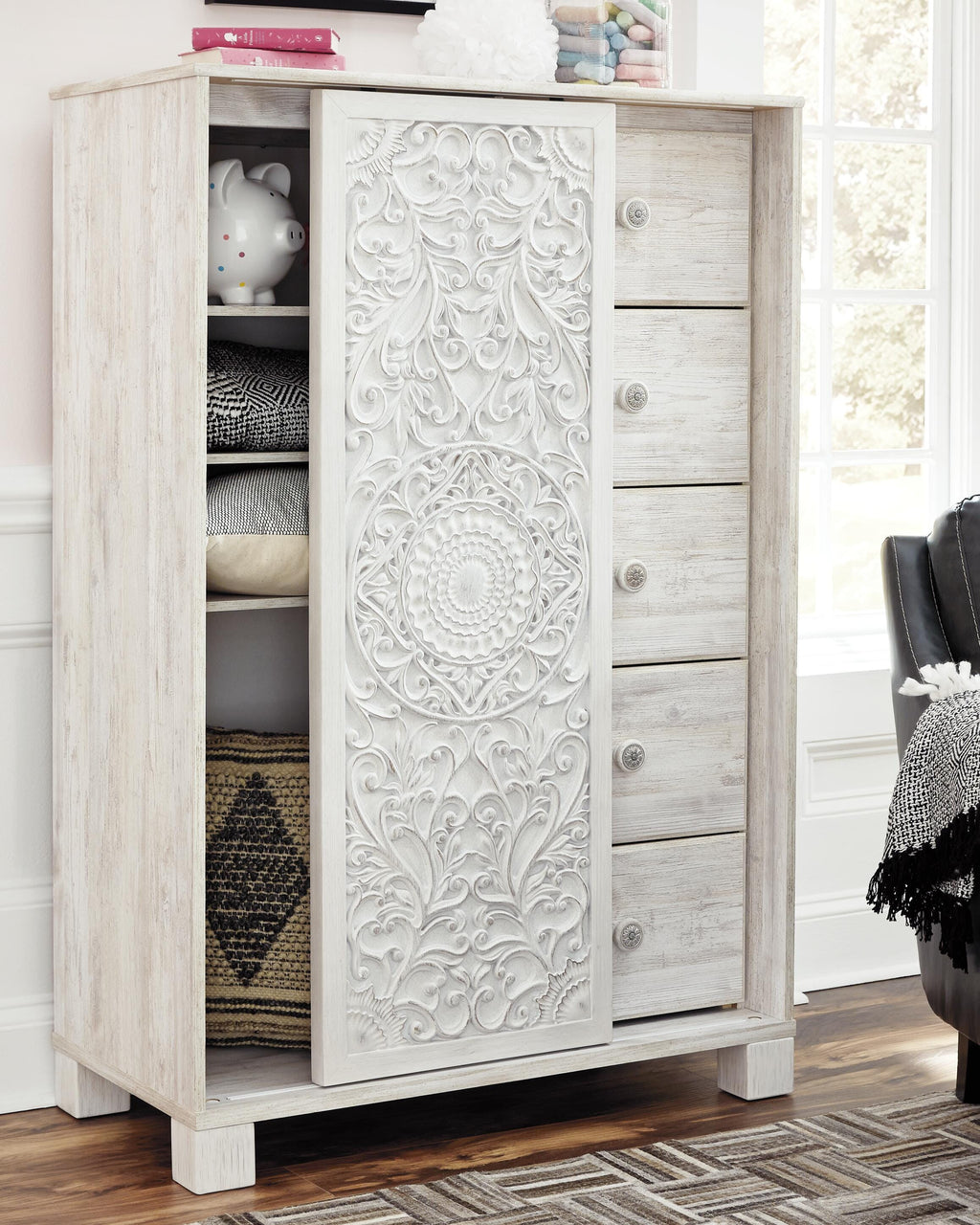 Paxberry Dressing Chest in Whitewash, open view