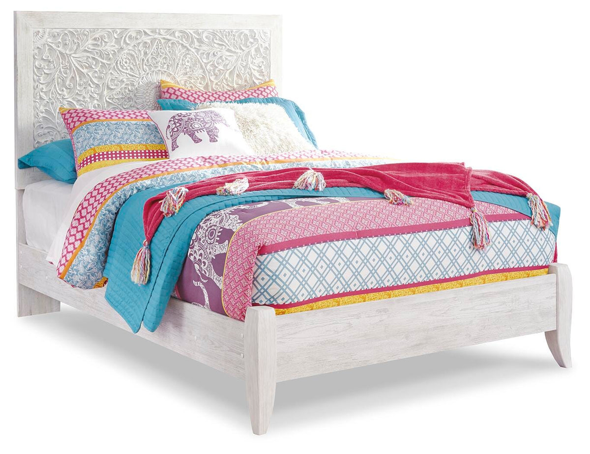 Paxberry Full Panel Bed in Whitewash, alternate view 6