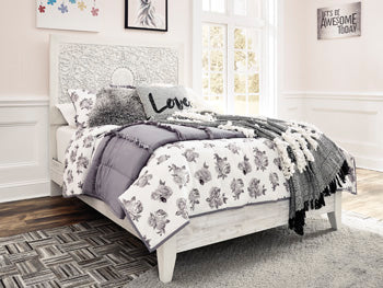 Paxberry Full Panel Bed in Whitewash