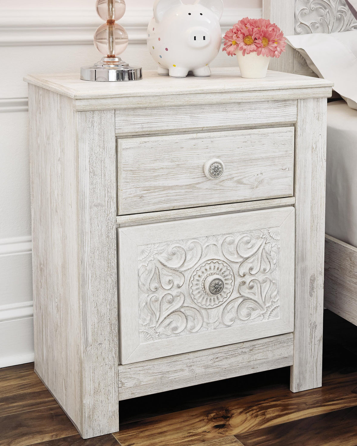 Paxberry Nightstand - image 2