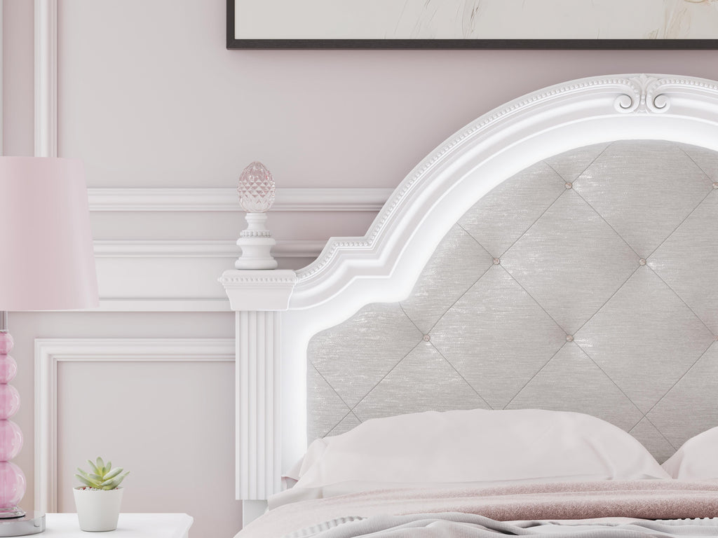 Kozlani Full Upholstered Panel Bed in White, detail view