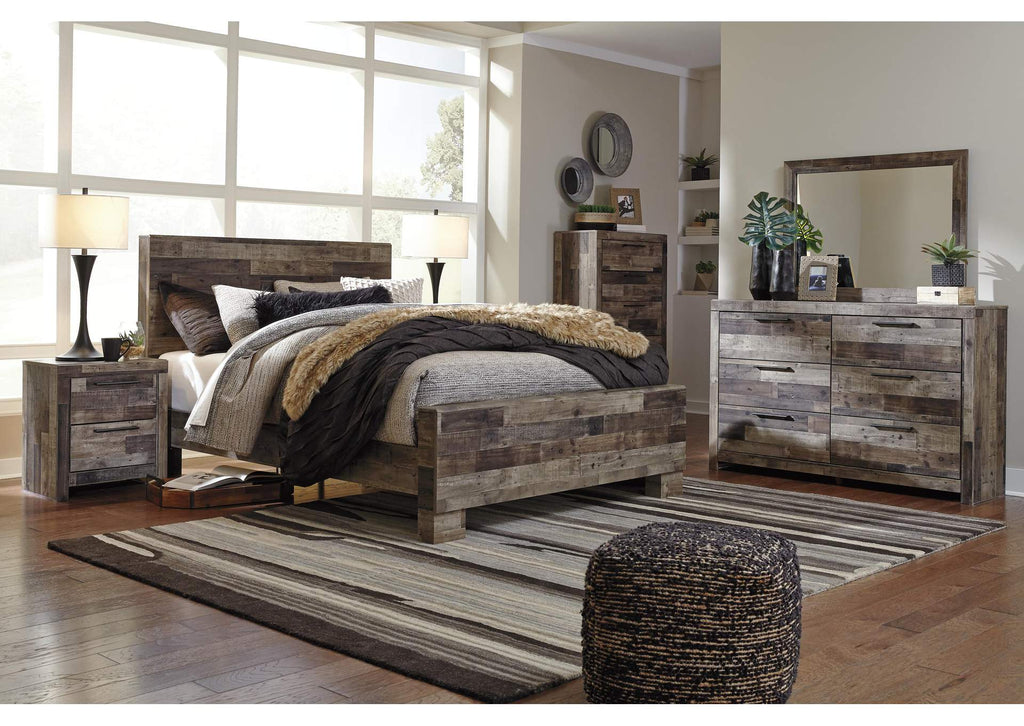 Derekson Queen Panel Bed