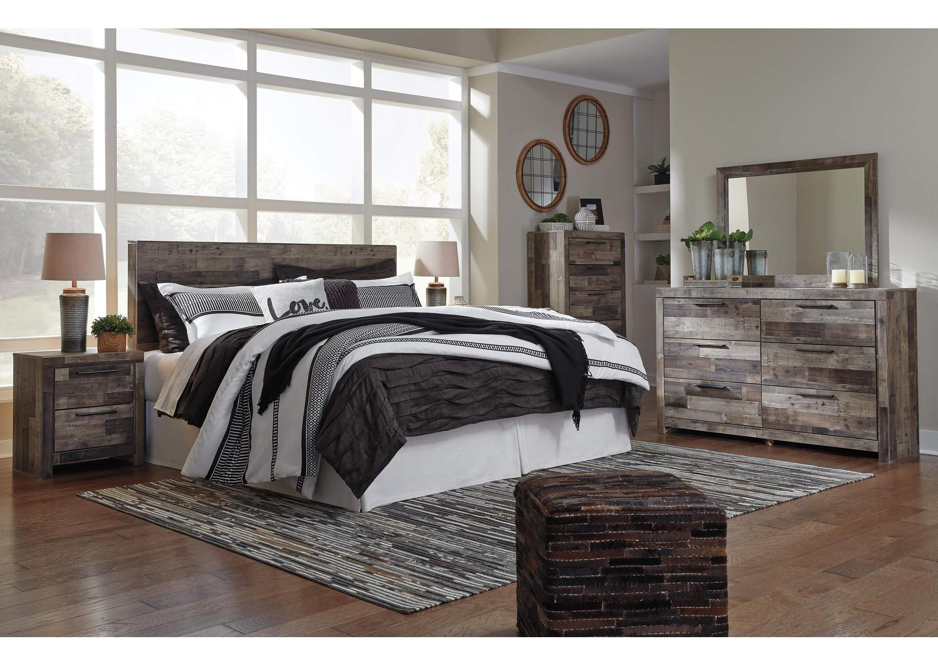 Derekson King Panel Headboard Bed with Mirrored Dresser, Chest and Nightstand