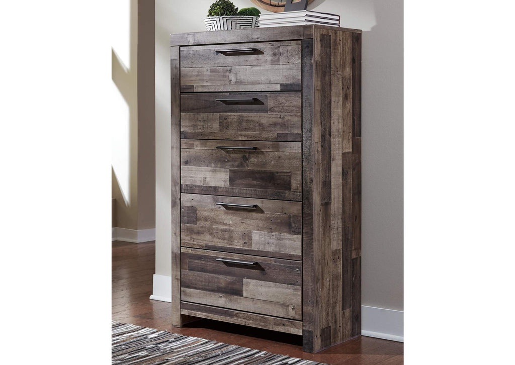 Derekson King Panel Bed with Mirrored Dresser, Chest and Nightstand room view