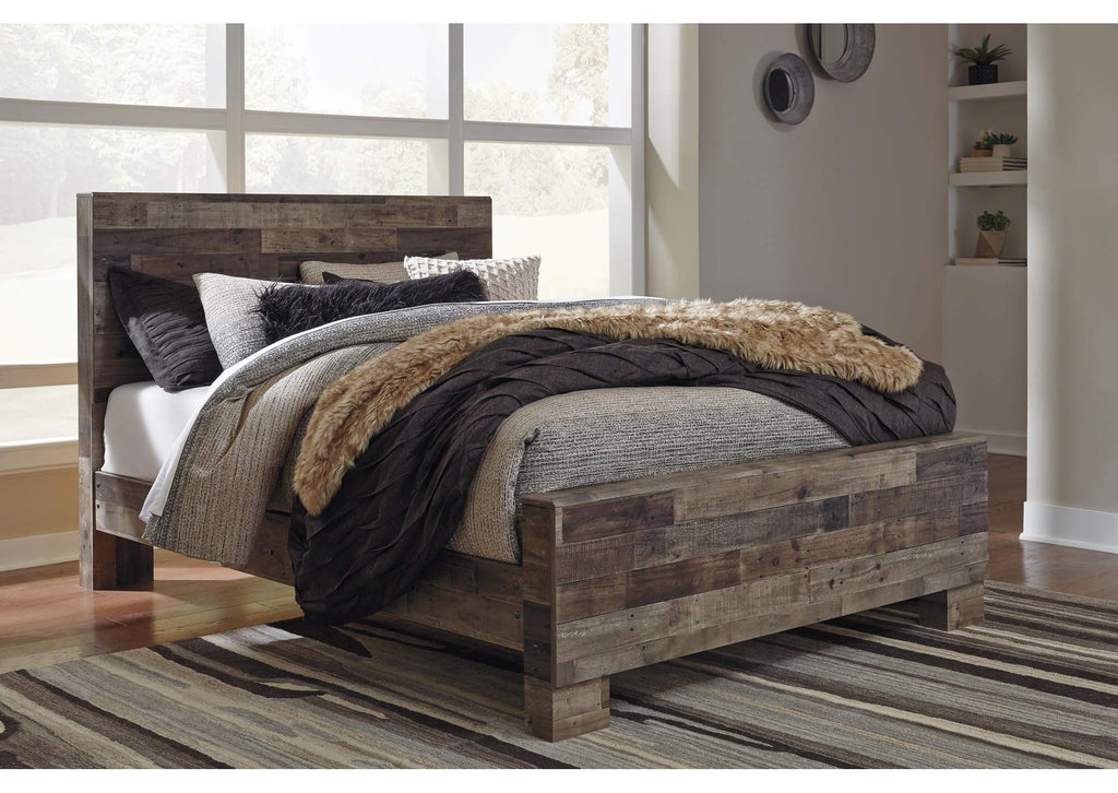 Derekson Queen Panel Bed