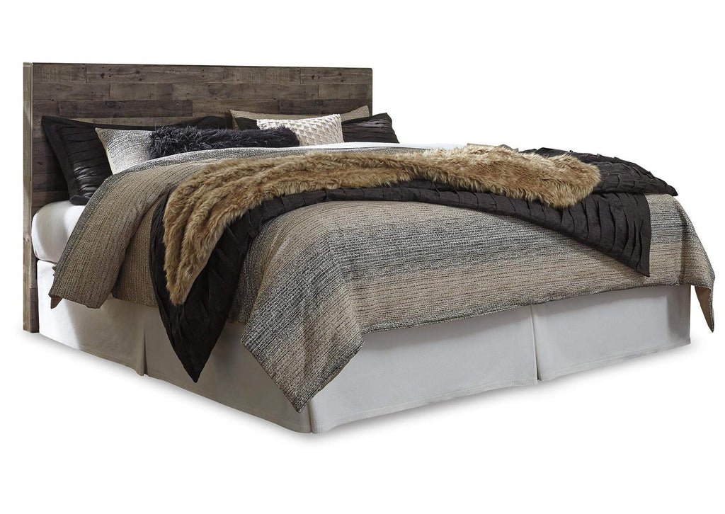 Derekson King Panel Headboard Bed with Mirrored Dresser