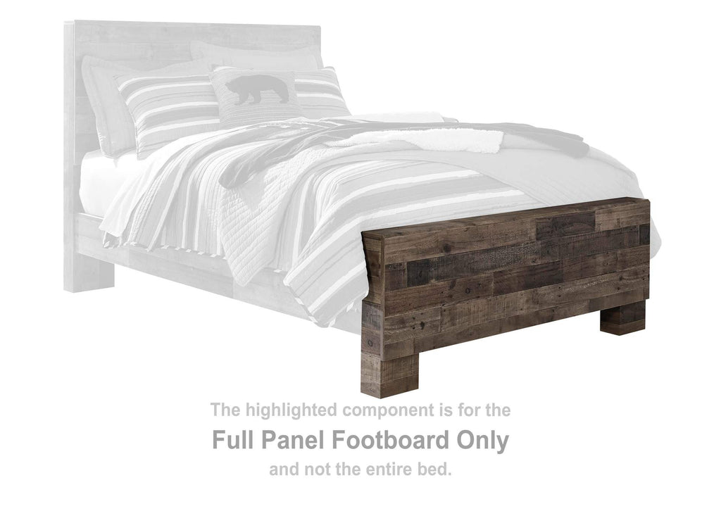 Derekson Full Panel Bed
