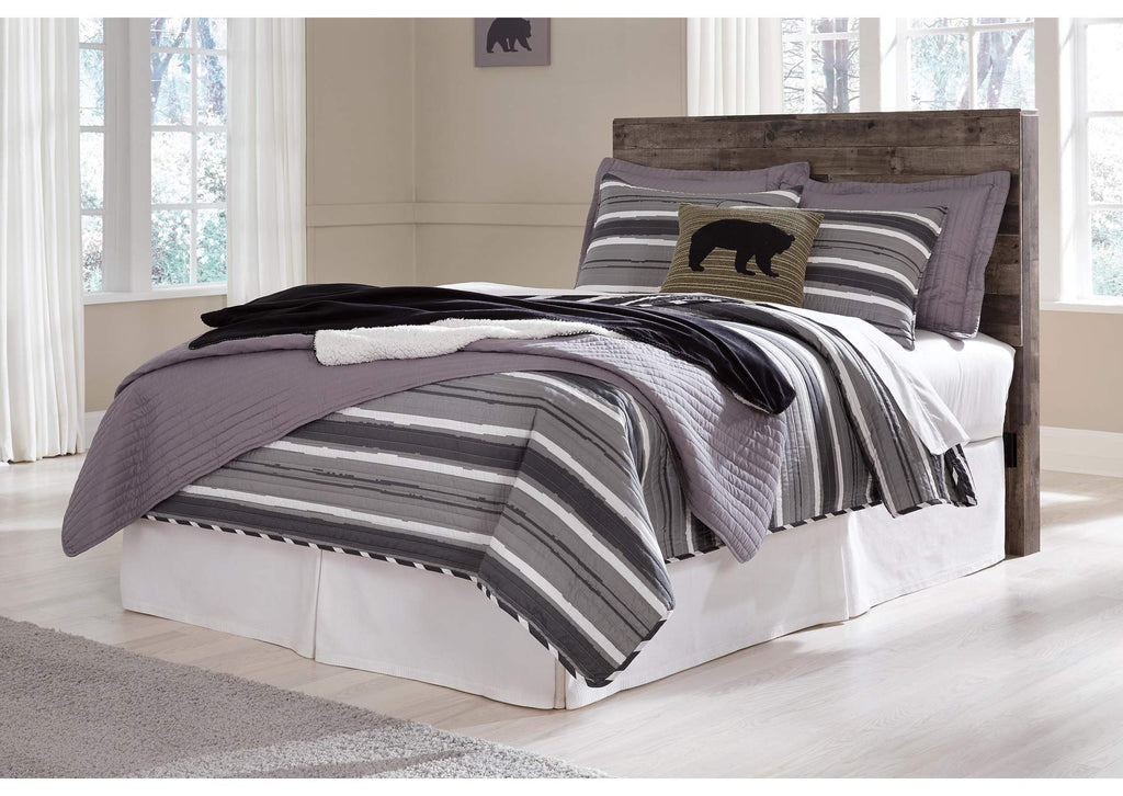 Derekson Full Panel Headboard Bed with Mirrored Dresser and Chest