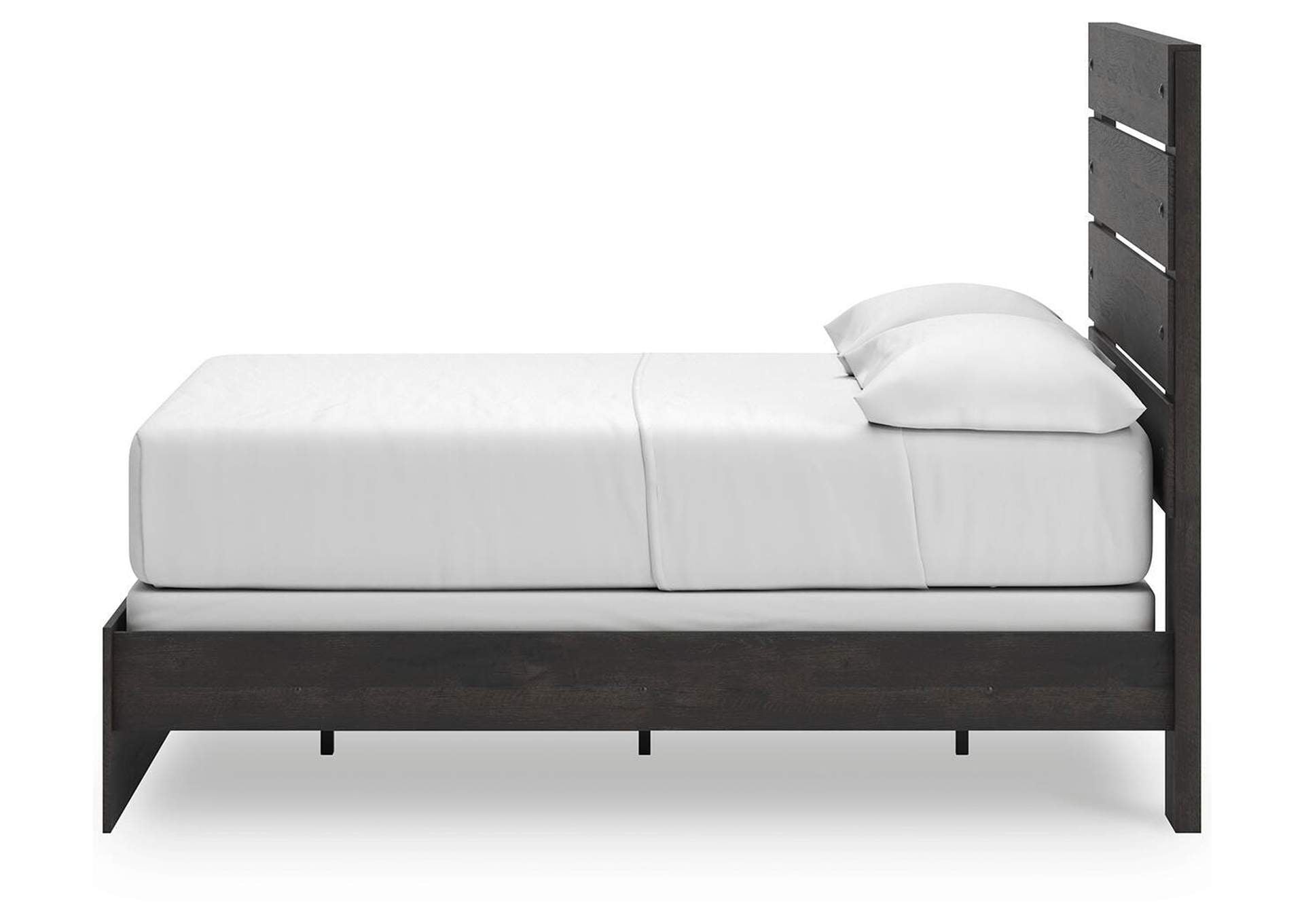 Delmorta Full Panel Bed, Dresser, Mirror, Chest and 2 Nightstands side view