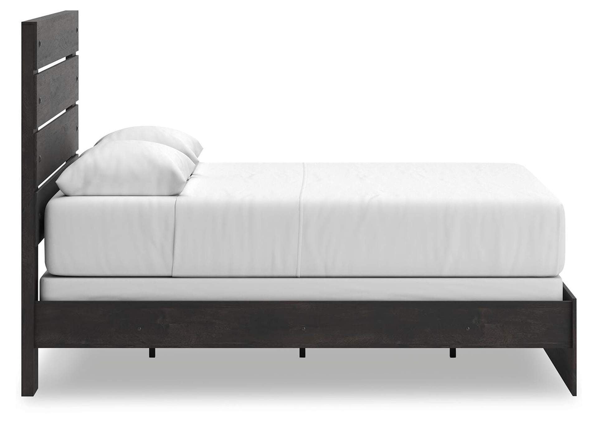 Delmorta Queen Panel Bed, Dresser, Mirror and Nightstand side view
