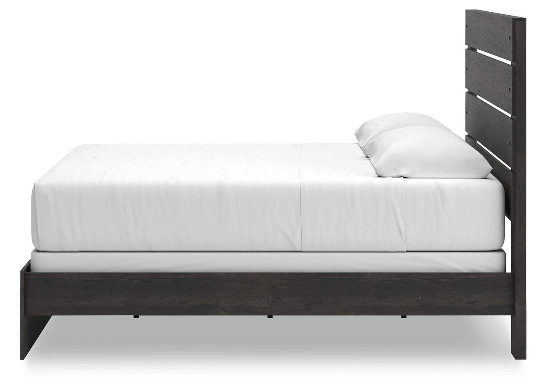 Delmorta King Panel Bed, Dresser, Mirror and Chest side view