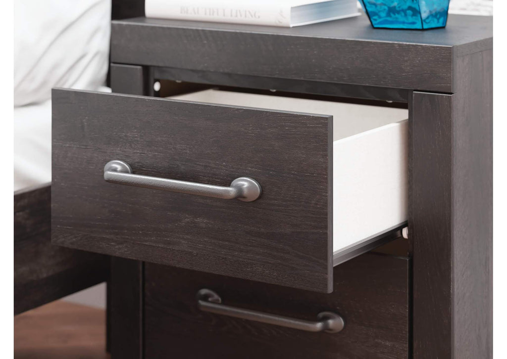 Delmorta King Panel Bed, Dresser, Mirror and Nightstand detail