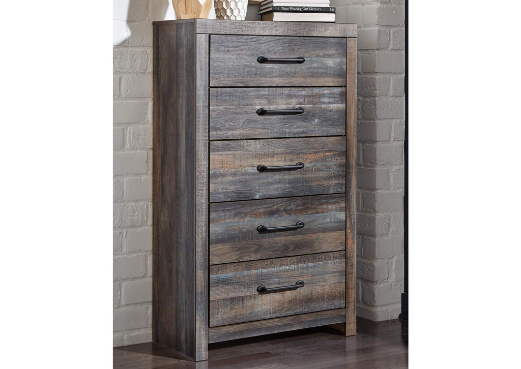 Drystan King Panel Bed with 2 Storage Drawers with Mirrored Dresser, Chest and Nightstand room view
