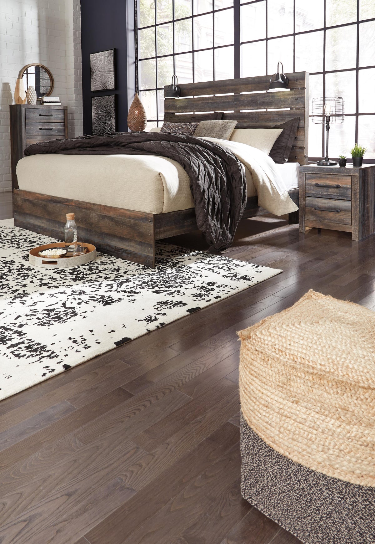 Drystan King Panel Bed in Multi, lifestyle view