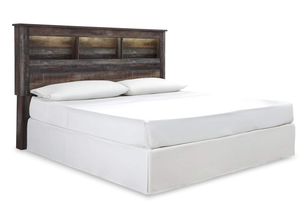 Drystan King/California King Bookcase Headboard, Dresser, Mirror and 2 Nightstands