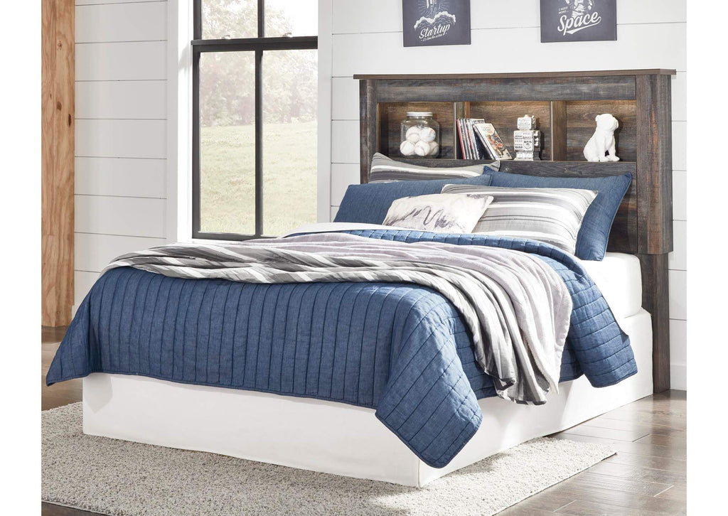 Drystan Full Bookcase Headboard, Dresser, Mirror and 2 Nightstands room view