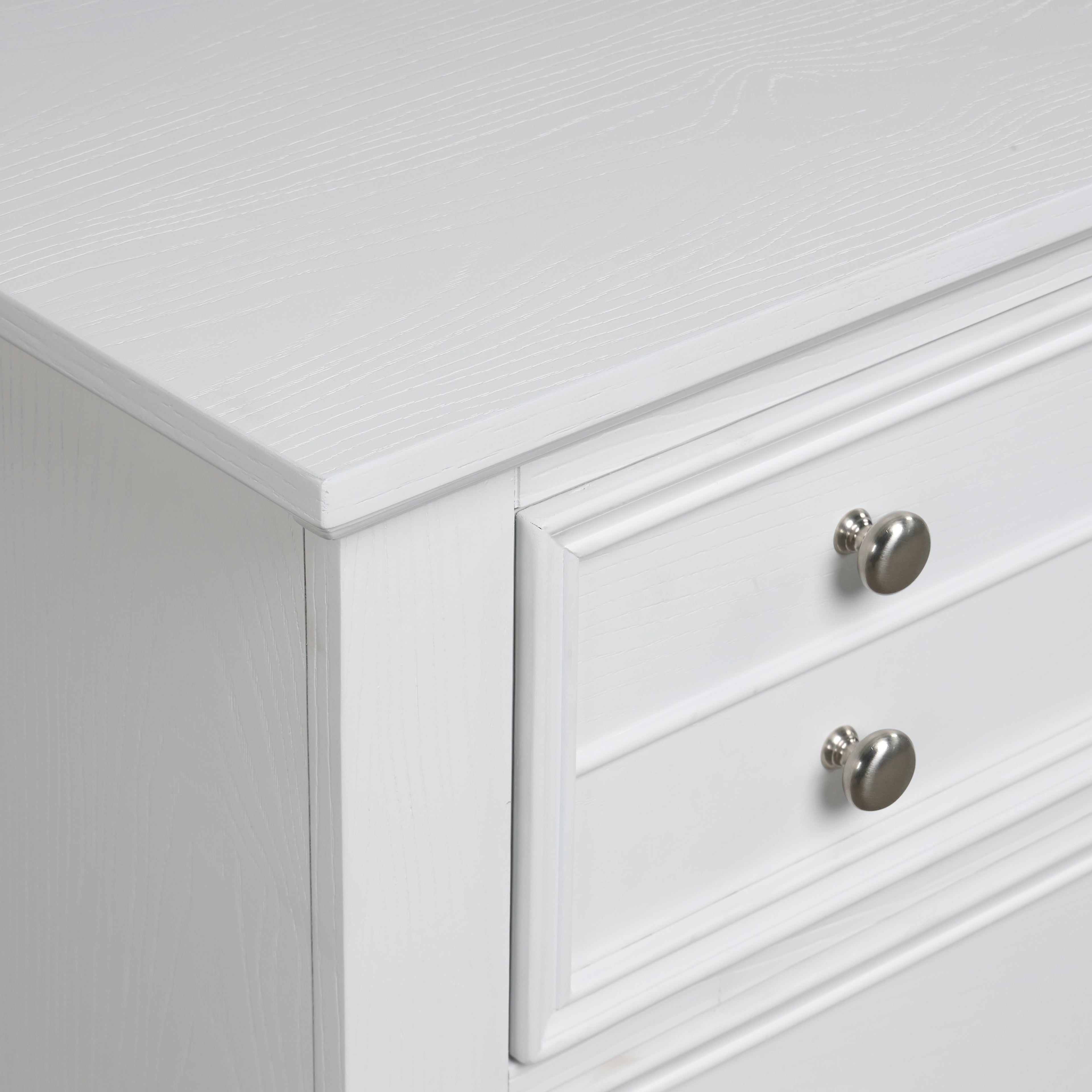Jamestown Chest- White