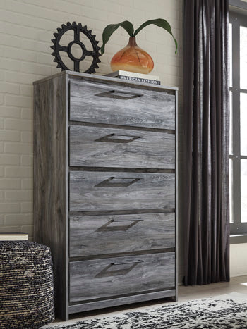 Baystorm Chest of Drawers in Gray