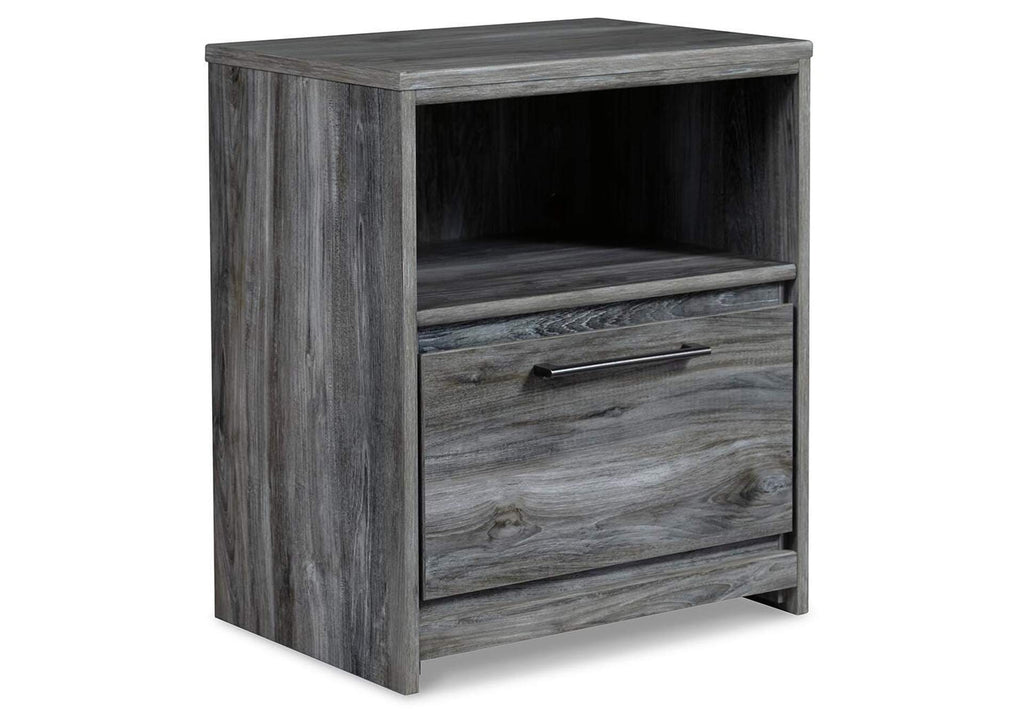 Baystorm Full Panel Headboard with Mirrored Dresser and Nightstand