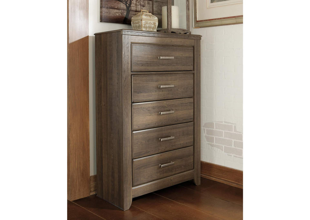 Juararo King/California King Panel Headboard Bed with Mirrored Dresser, Chest and 2 Nightstands room view