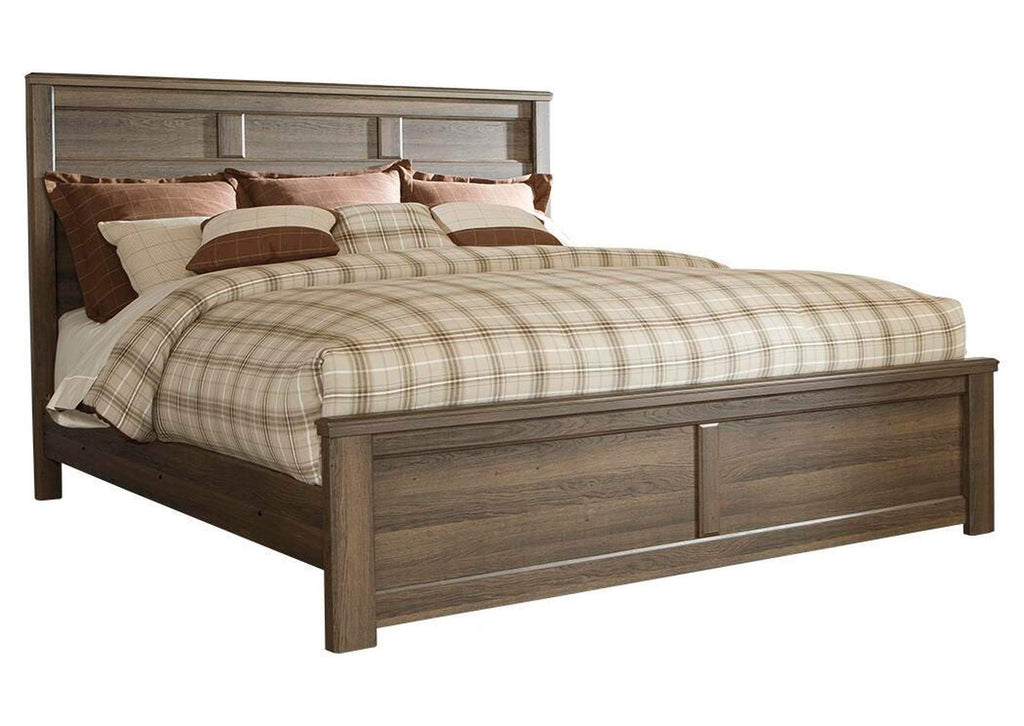 Juararo King Panel Bed with Mirrored Dresser