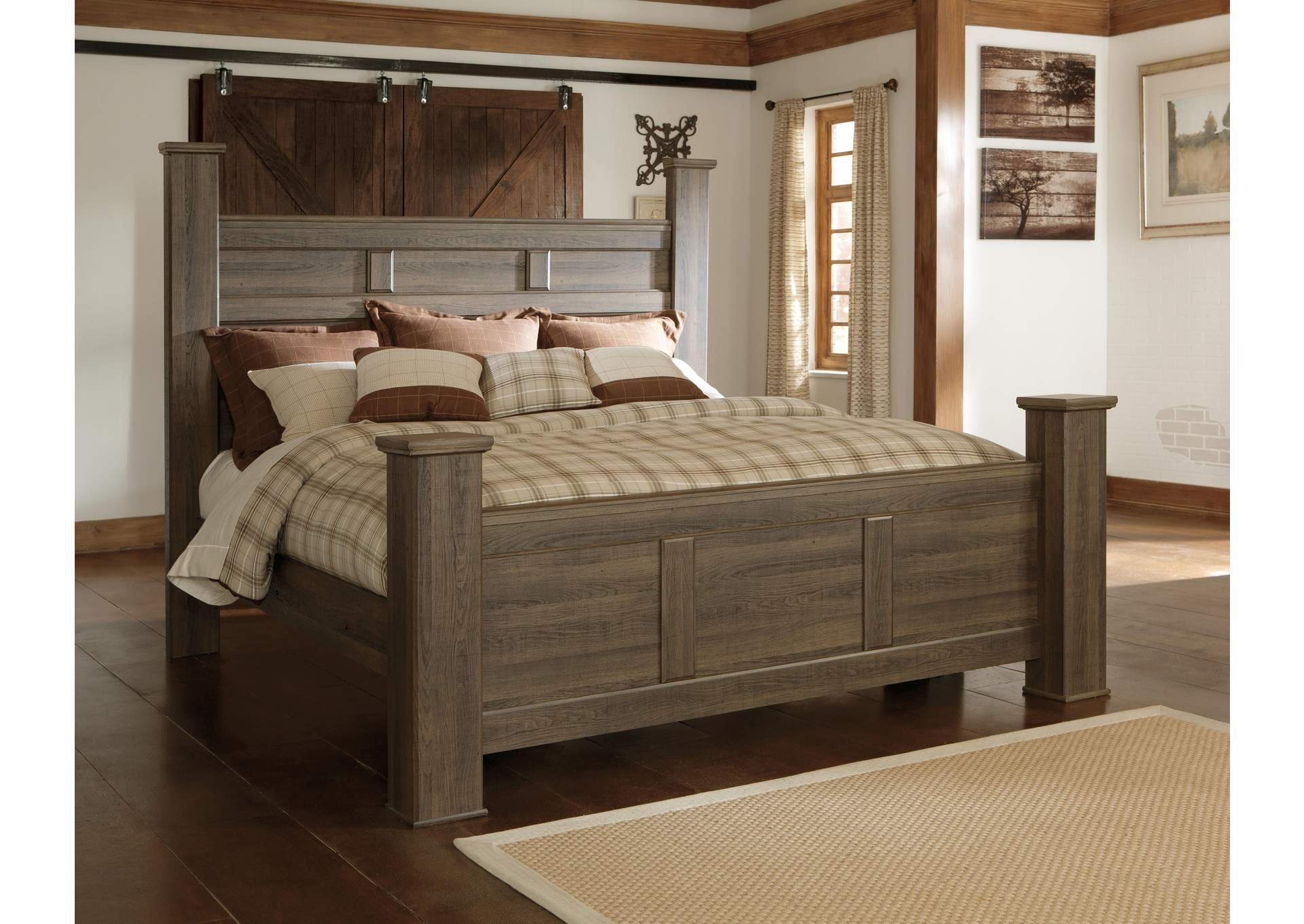 Juararo California King Poster Bed with Mirrored Dresser, Chest and 2 Nightstands