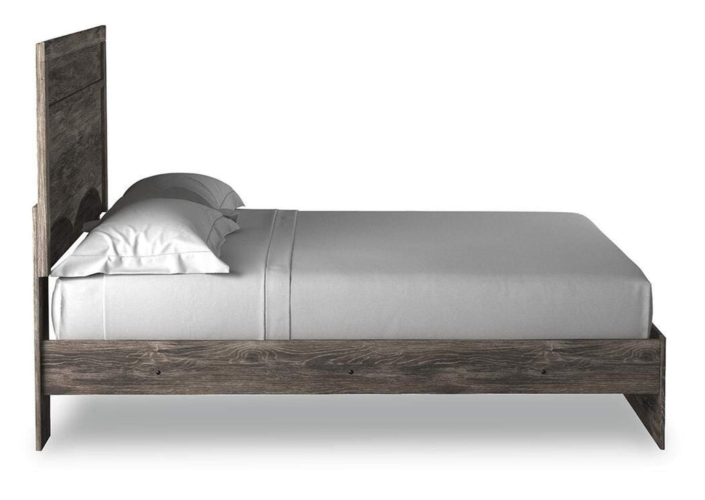 Ralinksi King Panel Bed with Mirrored Dresser, Chest and Nightstand side view