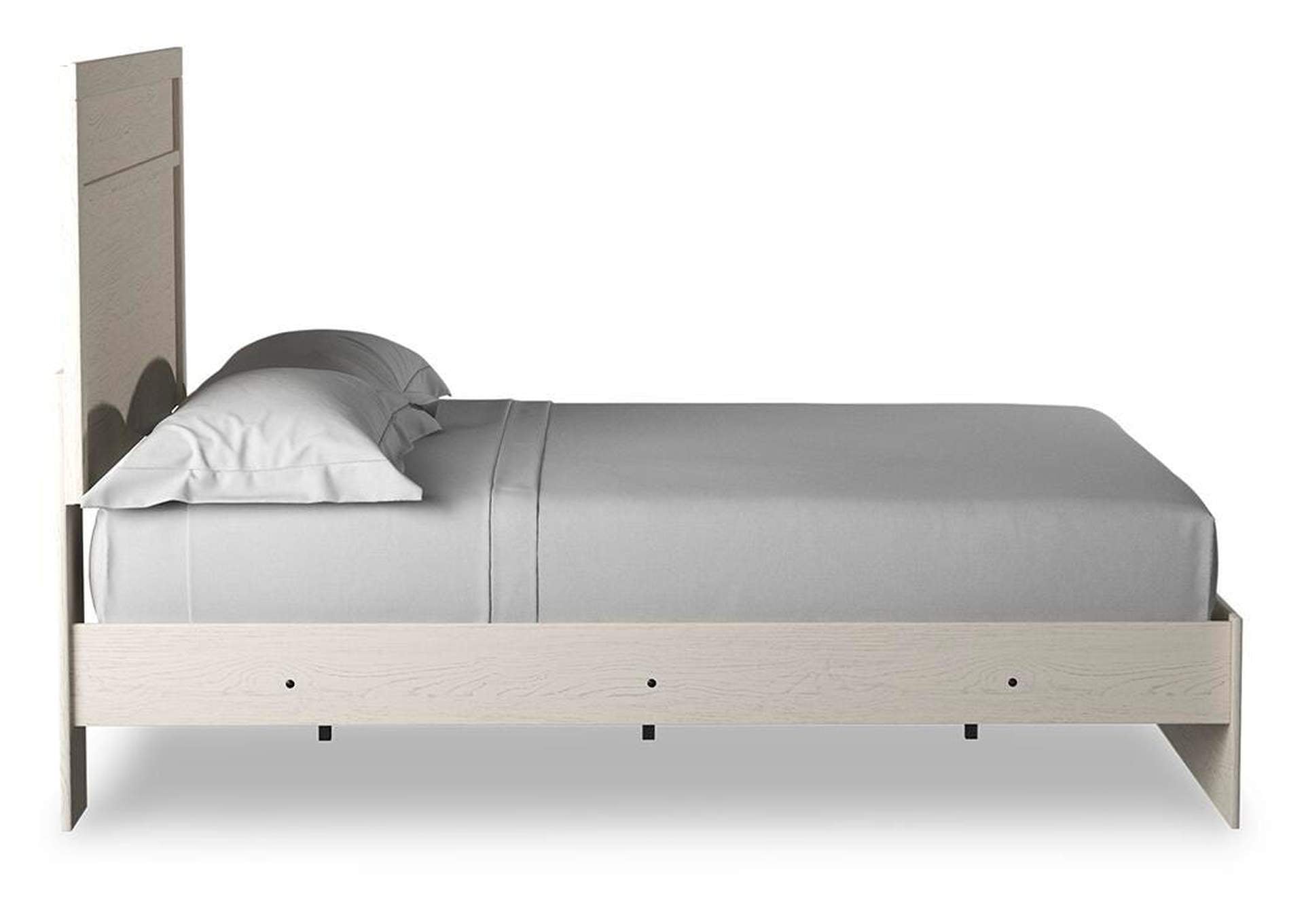 Stelsie Queen Panel Bed with Dresser and Nightstand side view