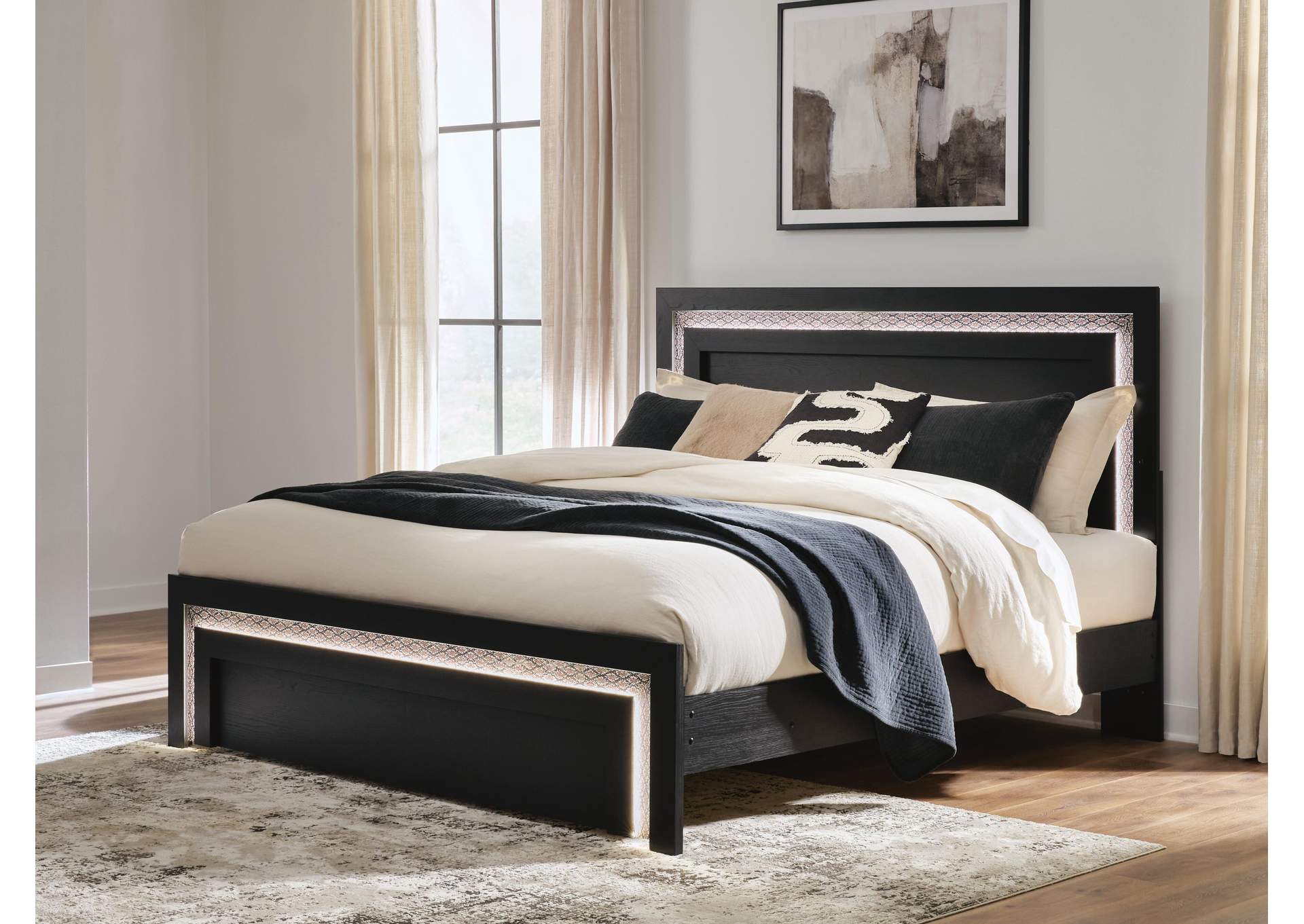 Brizmore Queen Panel Bed