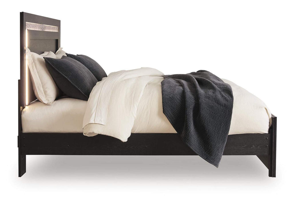 Brizmore King Panel Bed side view