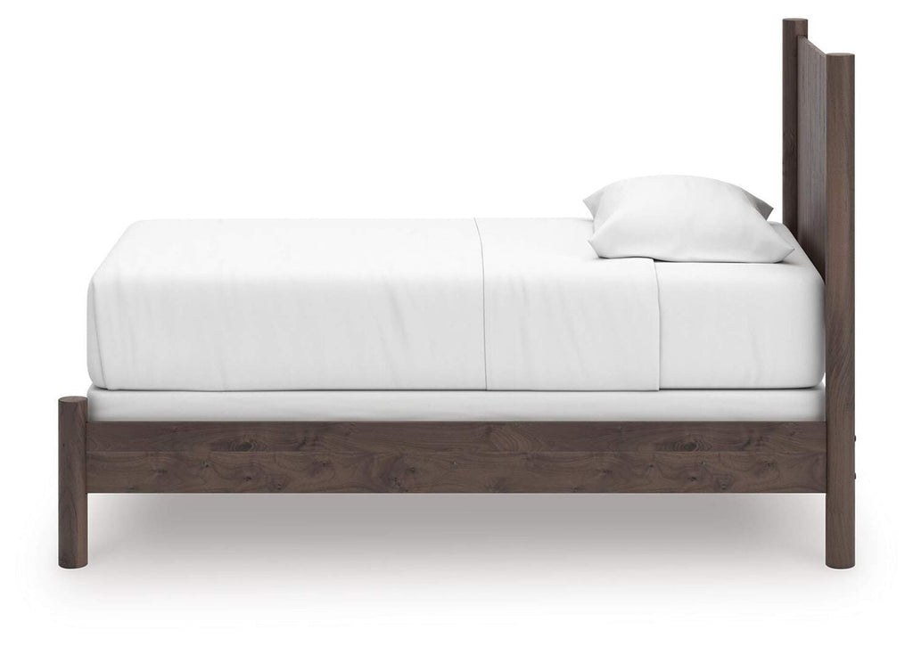 Cadmori Twin Panel Bed, Chest and Nightstand side view