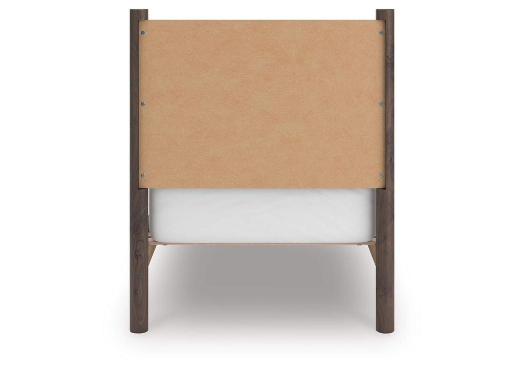 Cadmori Twin Panel Platform Bed, Chest and Nightstand